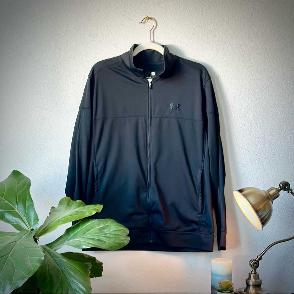 Under Armour Performance Windbreaker